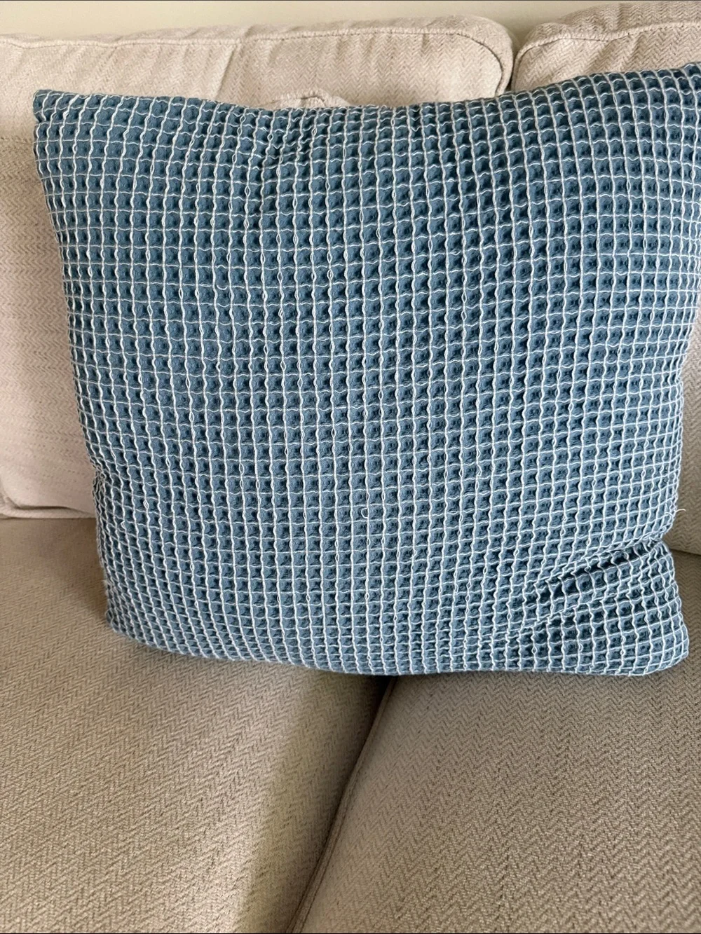 ❤️3 for $15❤️ Textured Blue Waffle Knit Accent Pillow, 20”